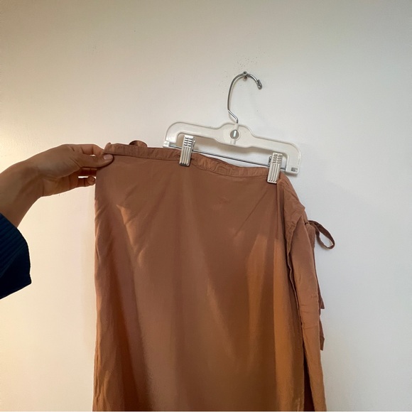 🤎 SET - Metallic bronze coloured wrap top & wrap skirt - custom made!🤎 - Picture 6 of 10